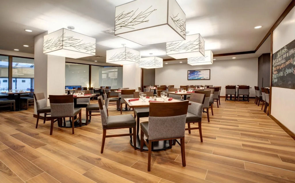 Holiday Inn Ottawa East by IHG