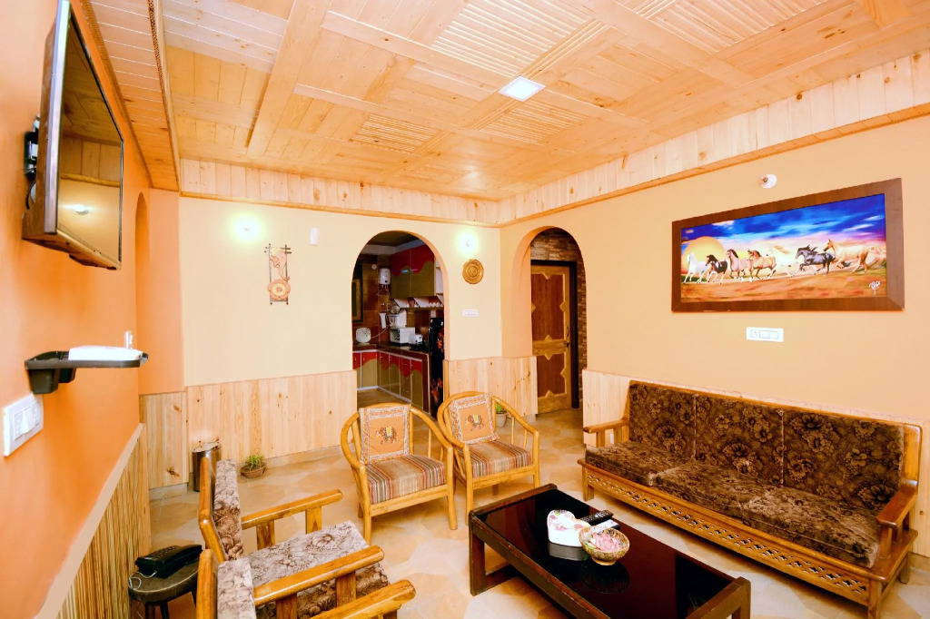 OYO Home 37291 Pine View Stuido Stay Kanlog