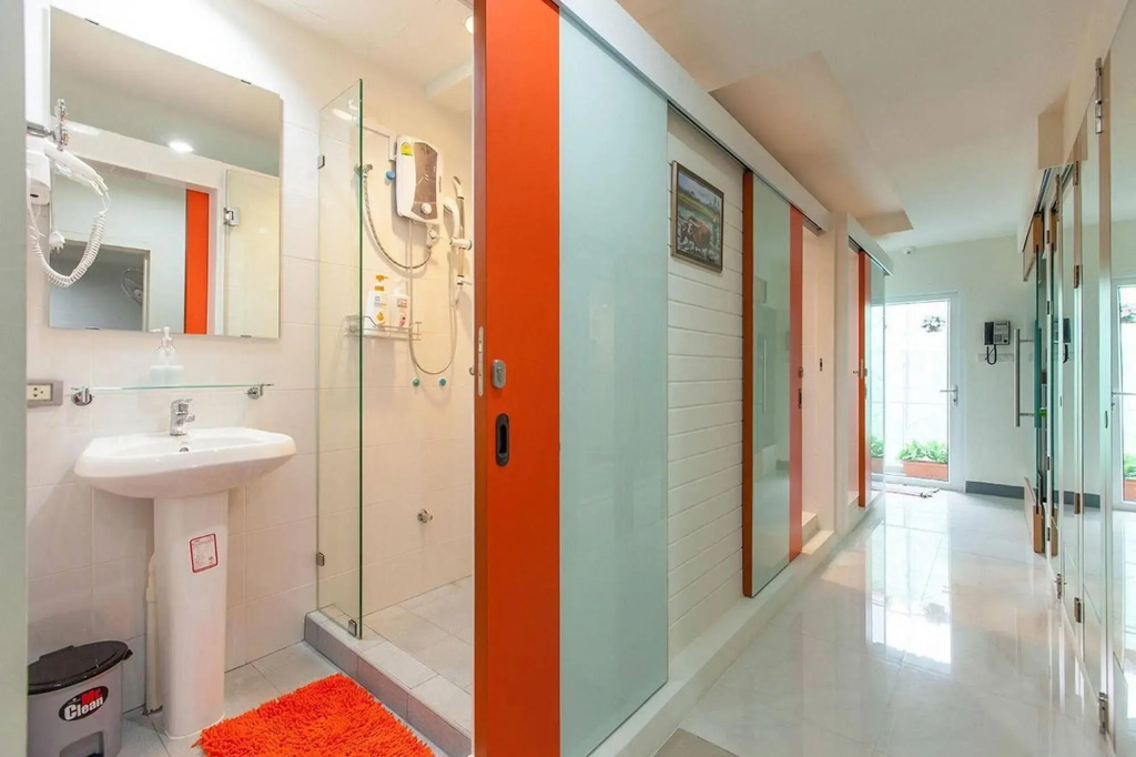 D-Box Hostel
