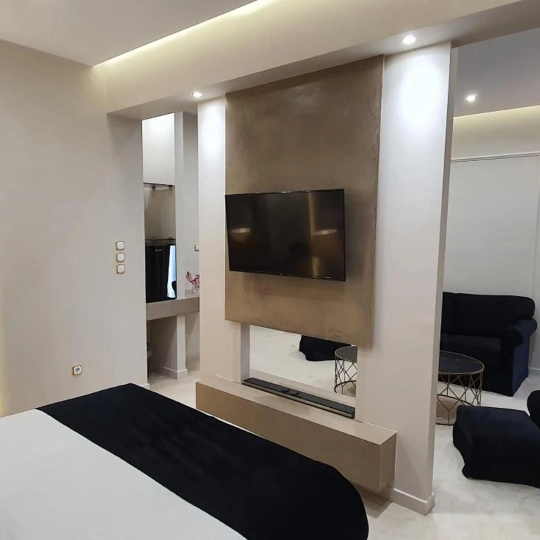 Lingos Hotel