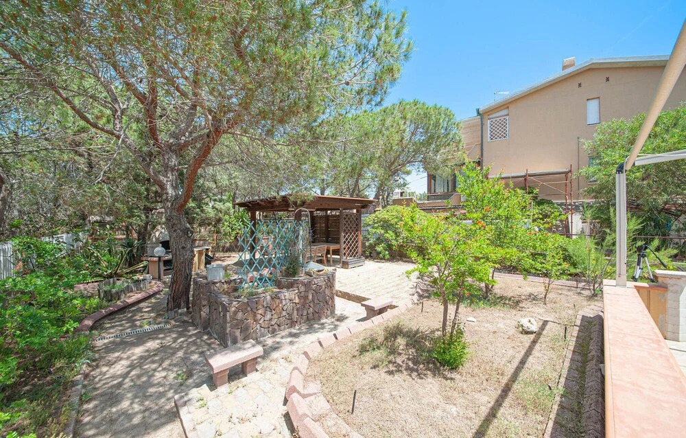Beautiful Apartment in Platamona With Outdoor Swimming Pool and 2 Bedrooms