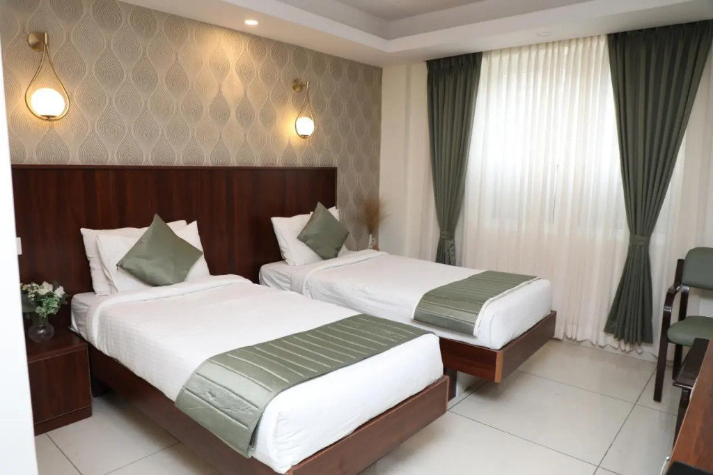 Earth Hotels
