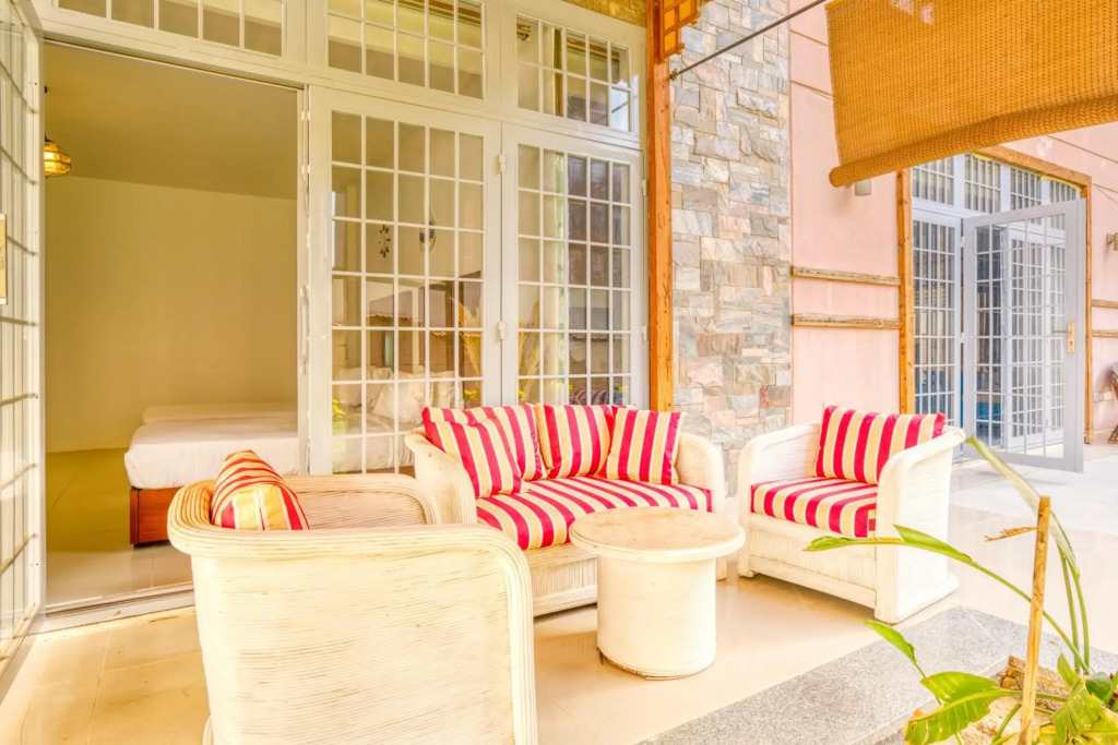 Elegant Hospitality - Garden Duplex