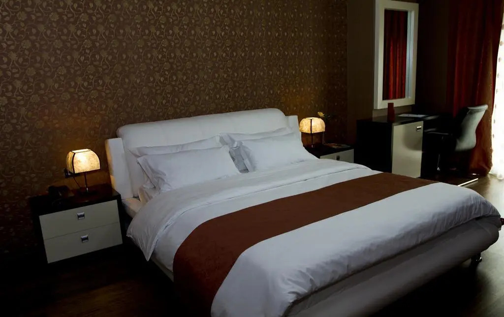 White Dream Hotel