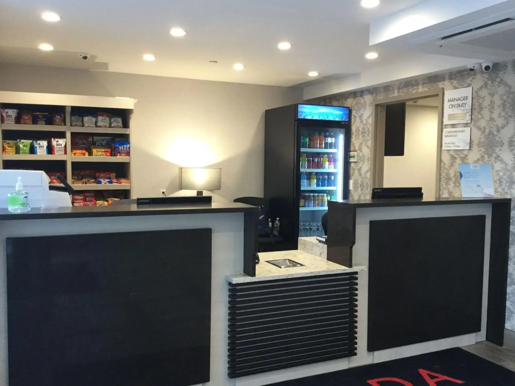 Ramada by Wyndham Bronx Terminal