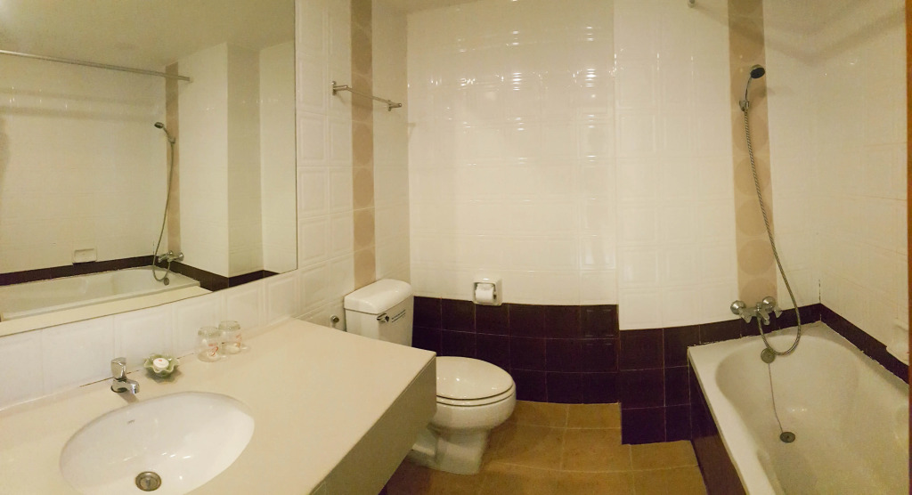 Eastiny Plaza Hotel