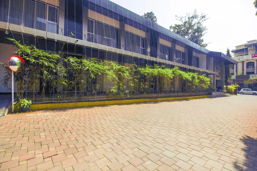 OYO 6800 Purohit Holiday Resort