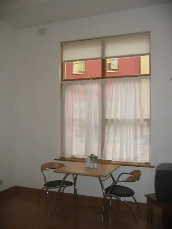 Well-located Dublin Apartment Beside Grand Canal