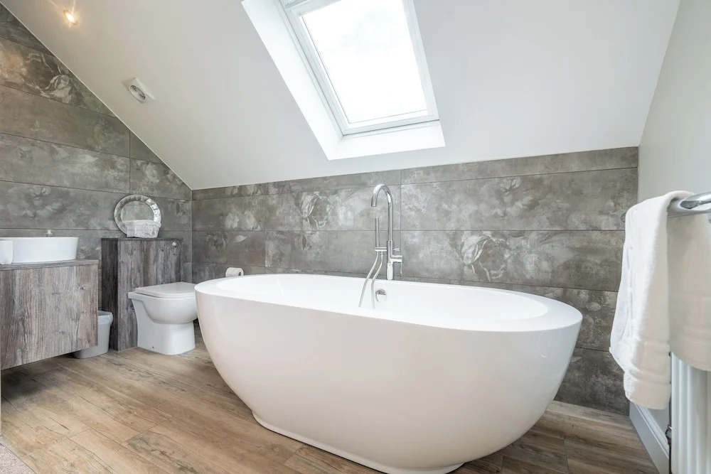 Valley View Lodge Sleeps 8 With Hot Tub