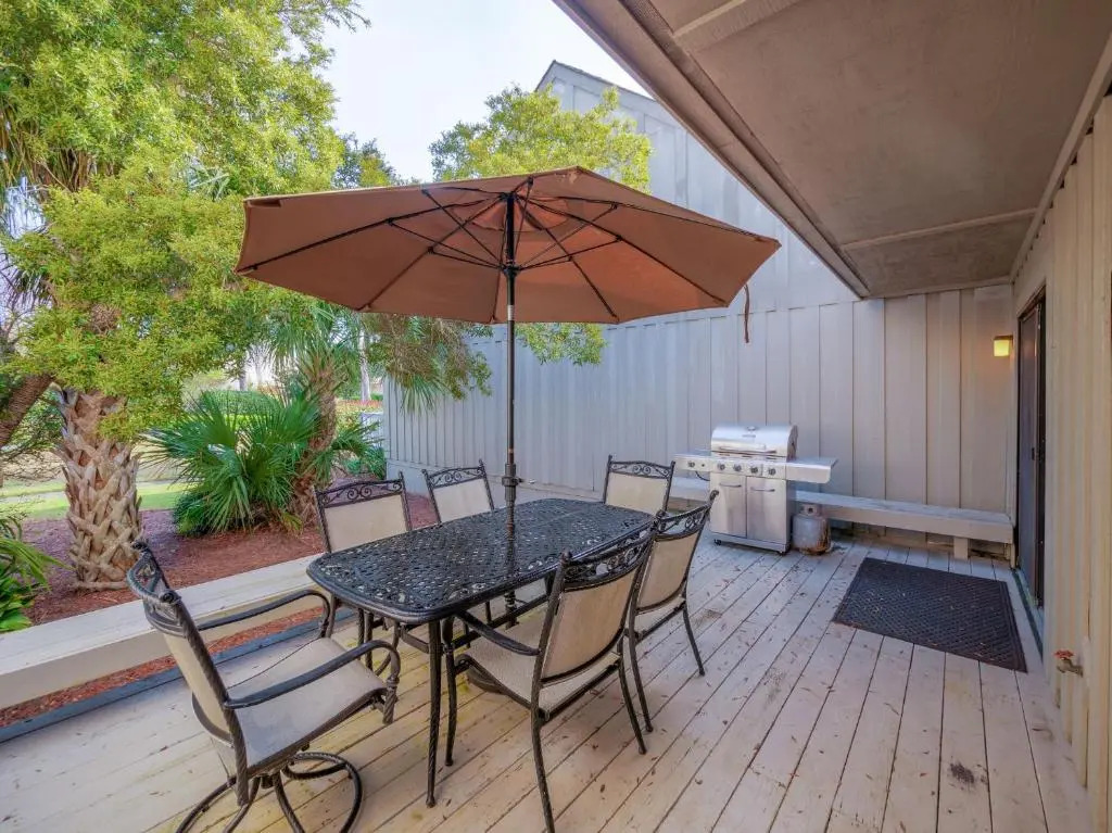 Queens Grant 671, 2 Bedrooms, Newly Renovated, Pool, Sleeps 6