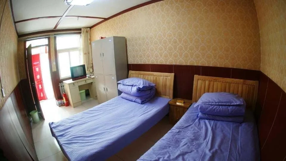 Xining Decuoji Youth Hostel