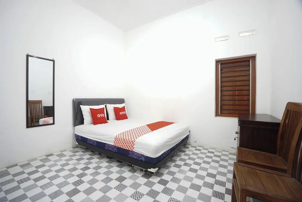 OYO 93971 Villa Kamandalu
