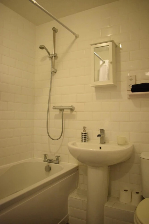 Studio Apartment in London