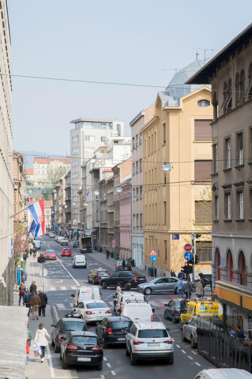 Charming and Bright Studio in Zagreb Center!