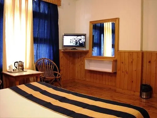 Hotel Rishi Palace