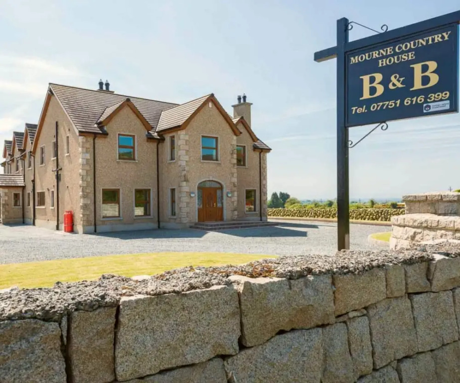 Mourne Country House