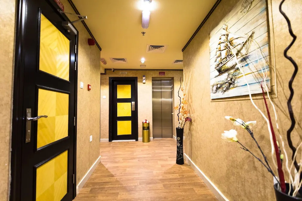 Voyage Hotel