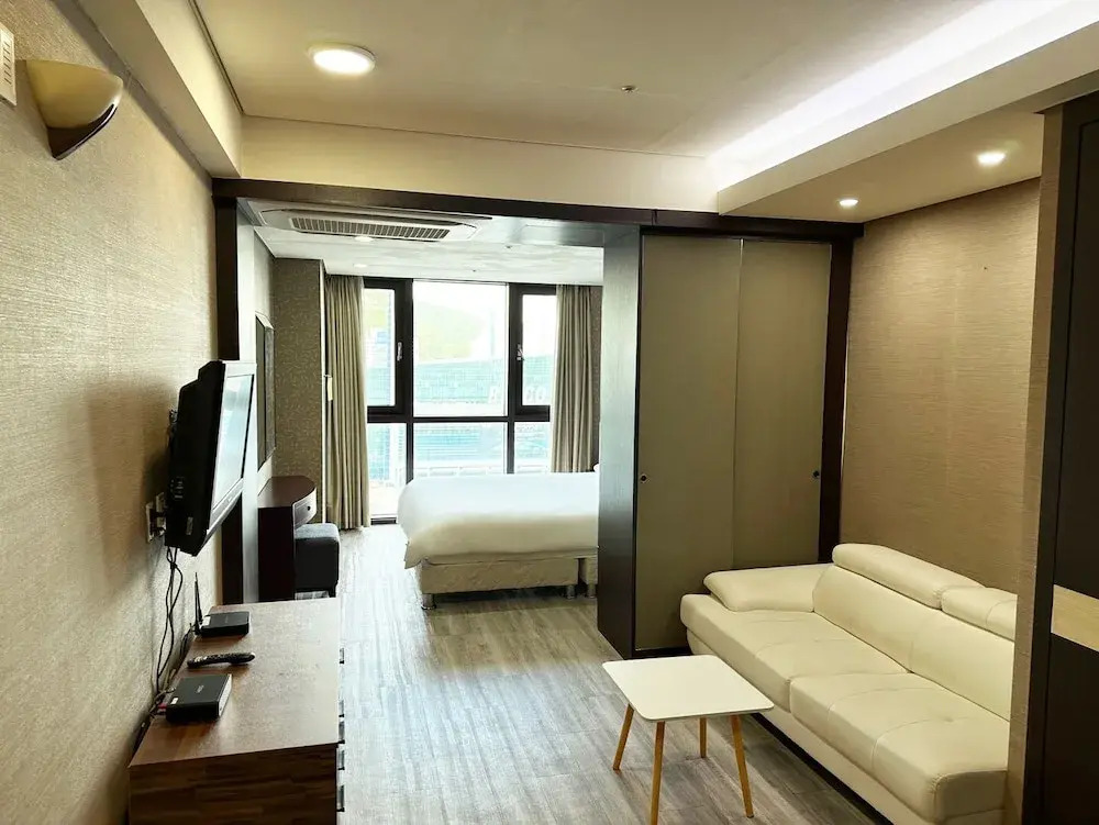 Centum City Hotel