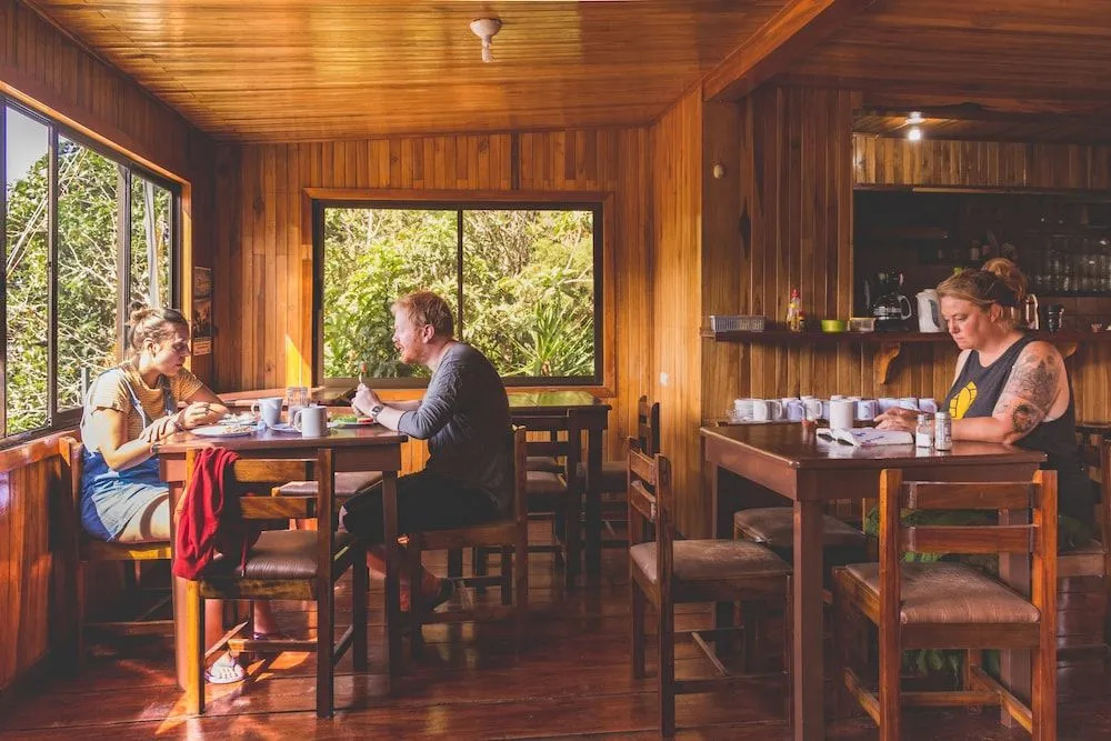 Que Tuanis Hostel Monteverde