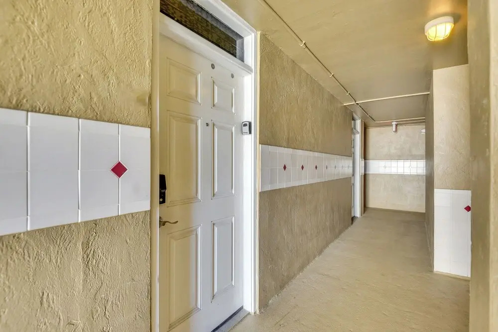 Breezy Daytona Beach Studio w/ Balcony & Views!
