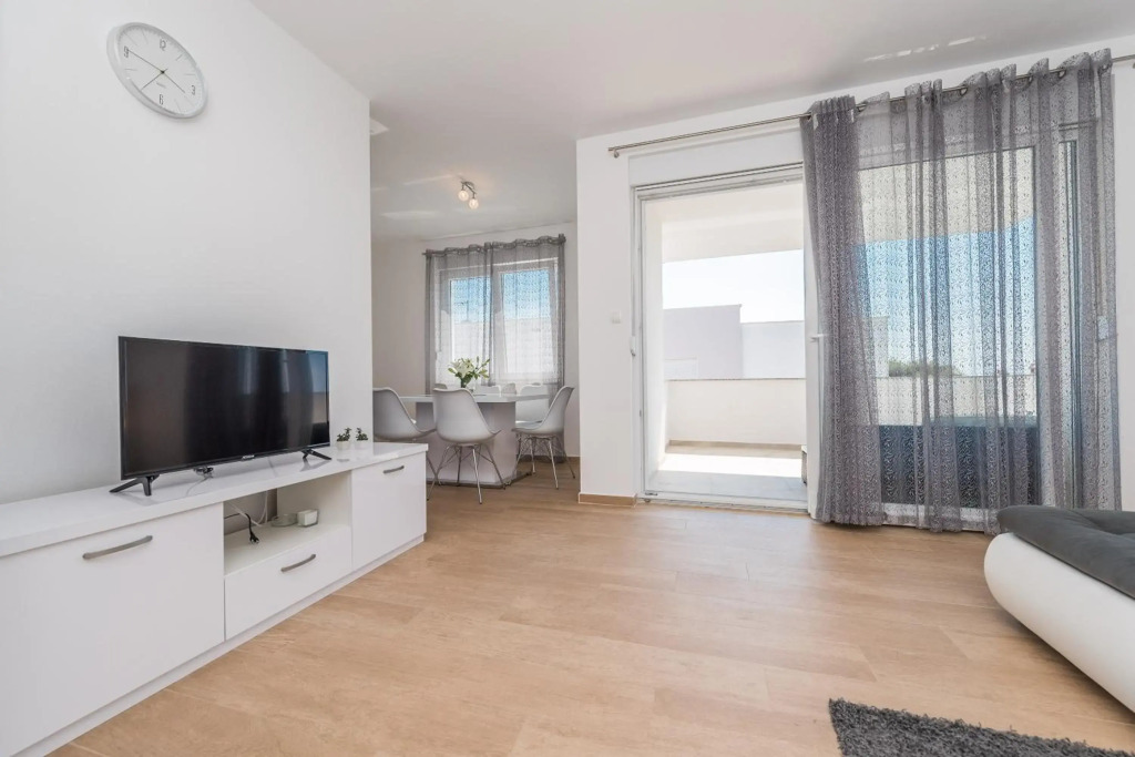Villa Star 5 luxury apartment with a pool