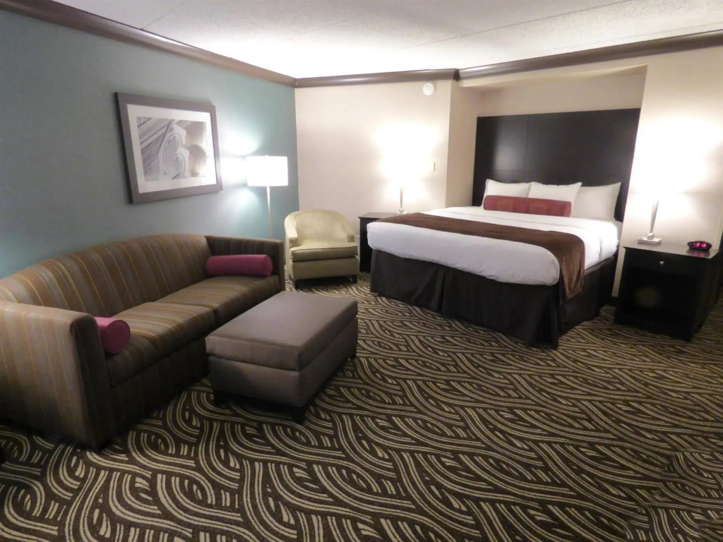 Best Western Plus Kingston Hotel and Conference Center