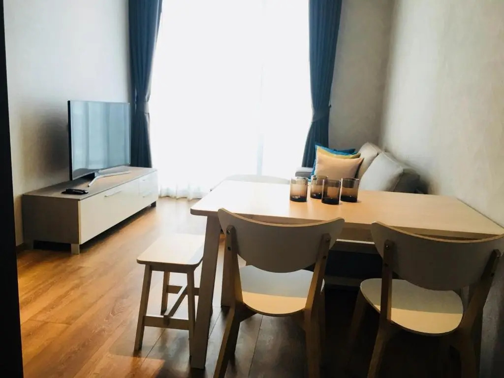 Park Origin Sukhumvit24 (1bedroom) ( Gfeel Agency )