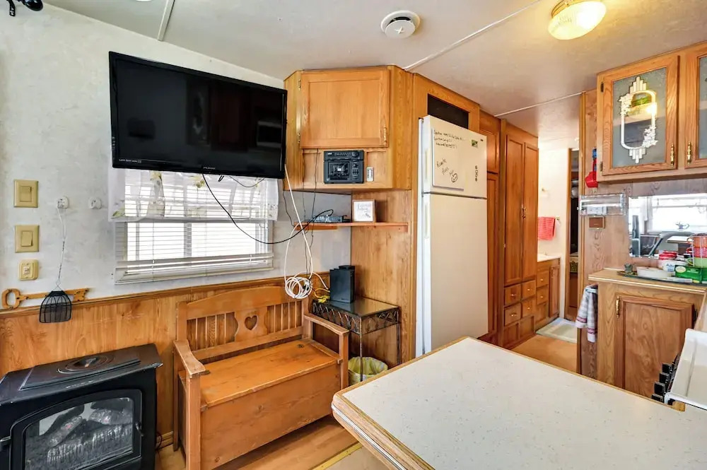 Yuma Getaway w/ Pool Access, 5 Mi to Lutes Casino!