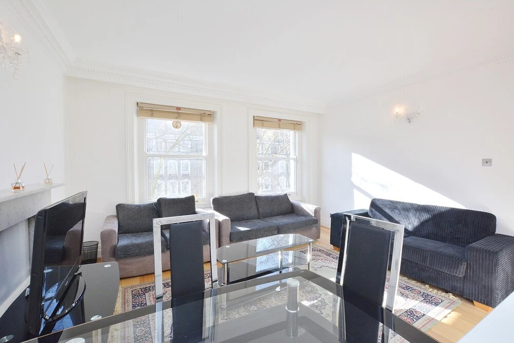 15 Beaufort Gardens Apartments