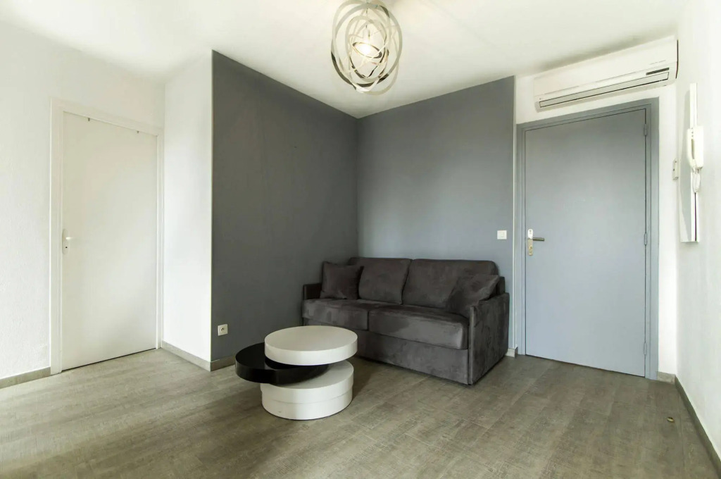 Florella République Apartment