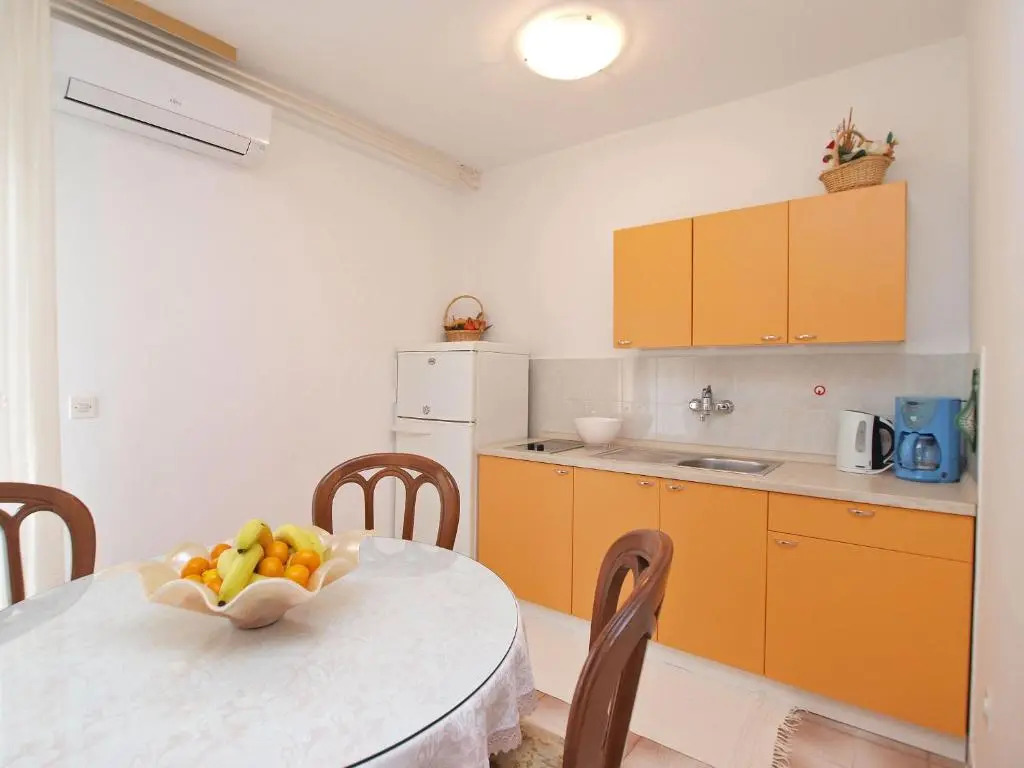 Apartments Rocka 1195