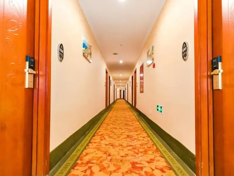 GreenTree Inn Zhejiang Shaoxing Paojiang Industrial Park Tanggong Road Business Hotel