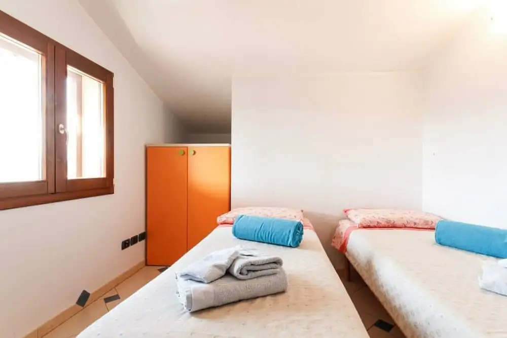Giacos Rooms