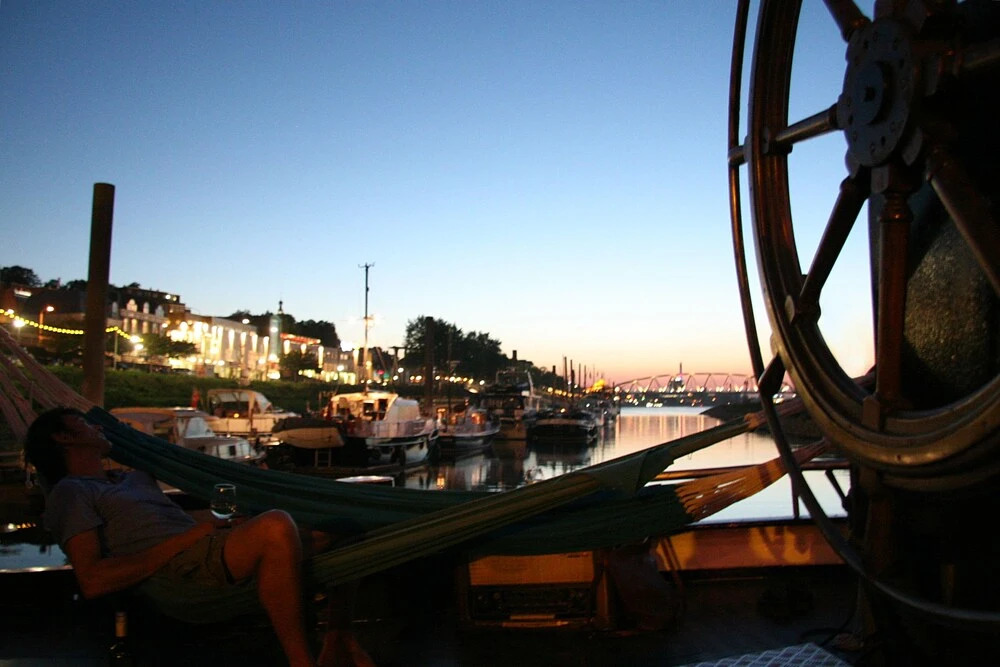 Boat Opoe Sientje