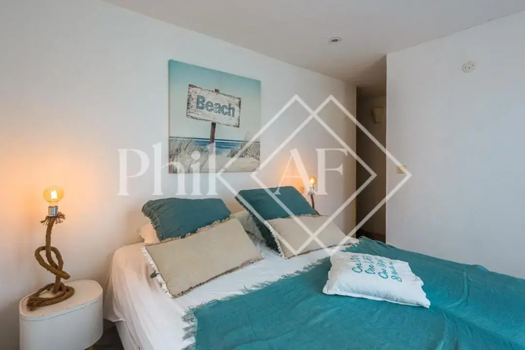 Beautiful 2 bed-rooms apartment at Orient Beach