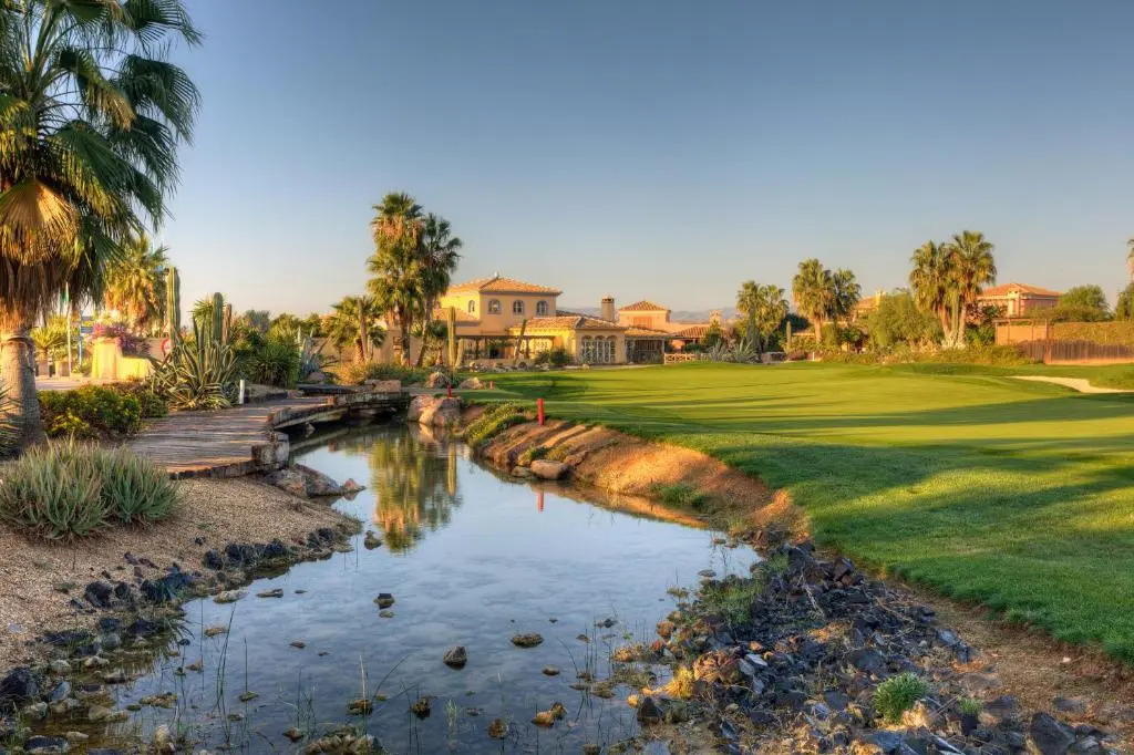 Desert Springs Apartment 355