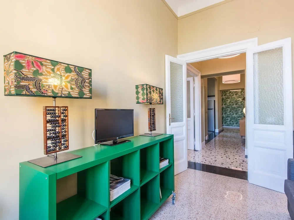 RSH Trastevere Bright Enchanting Apartment