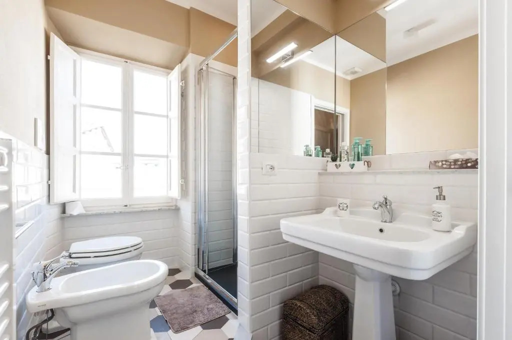 Affordable suite with a view in the Heart of Lucca