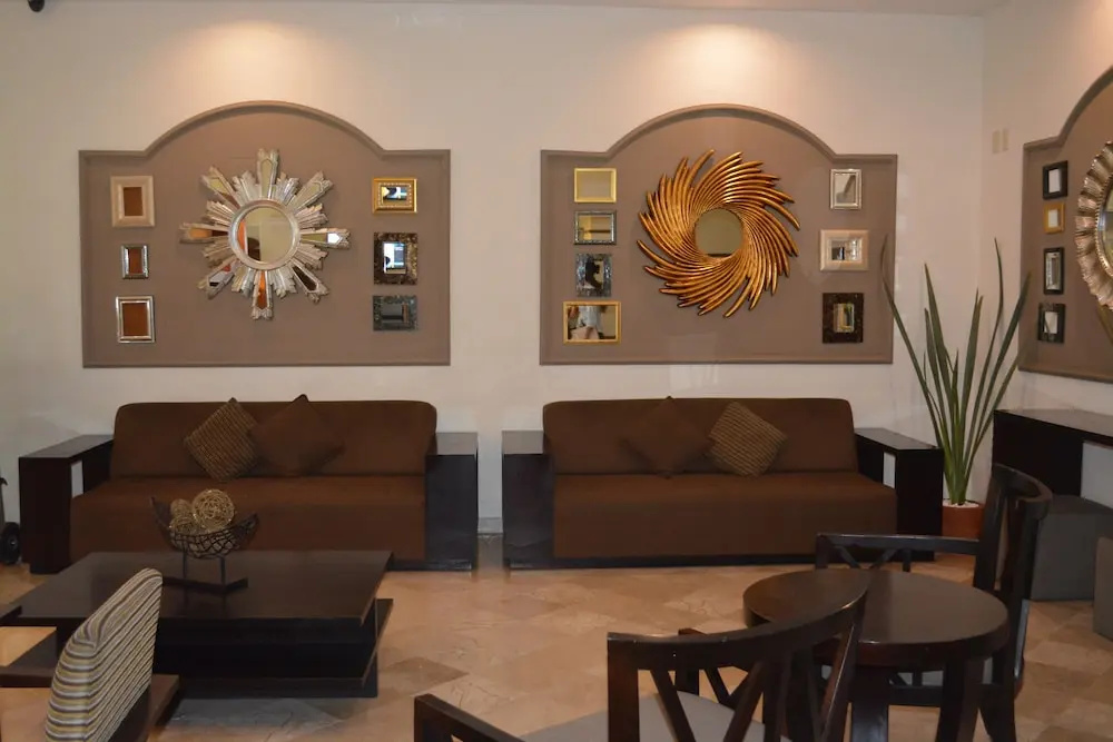 Hotel Ruiz Milán