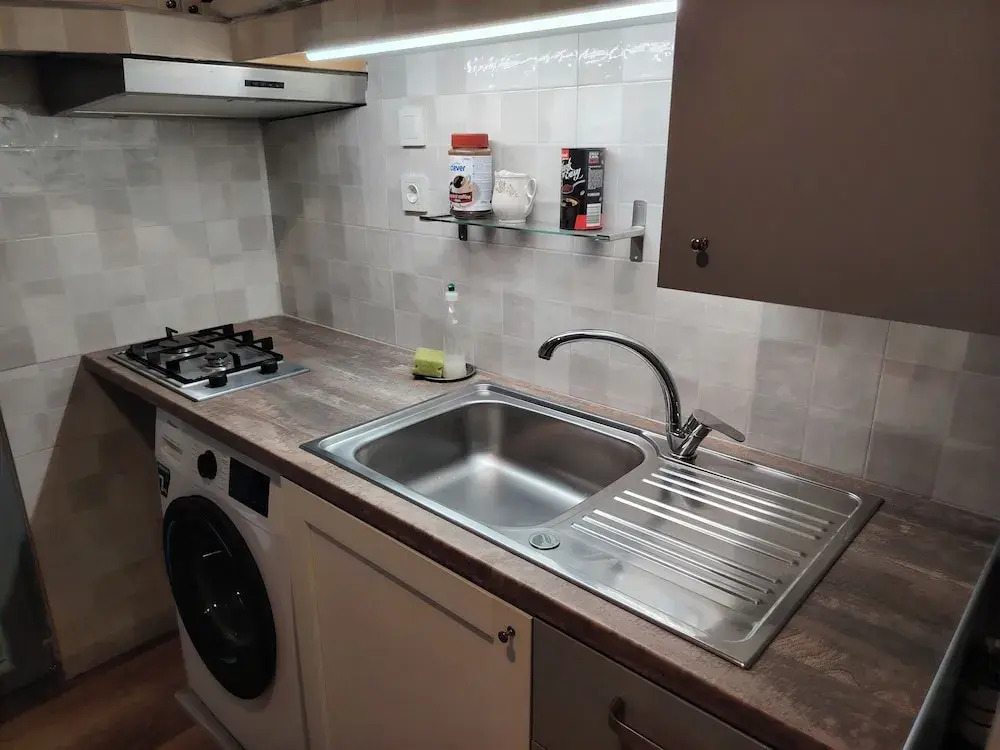 Tritos - Sleeps 11 - Balcony - Parking - Sea View