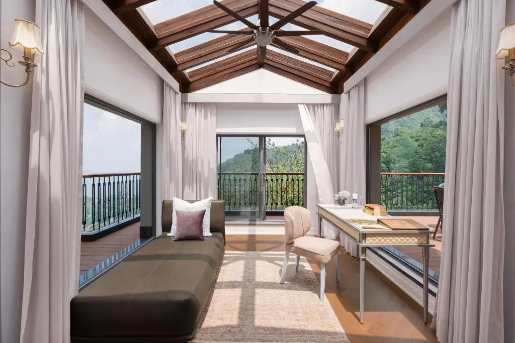 Amaraya Resort, Araiya Anthology