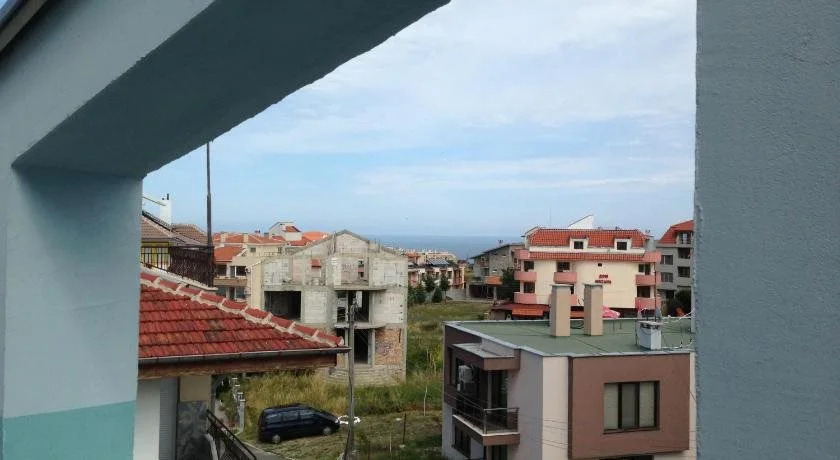 Andi Hotel