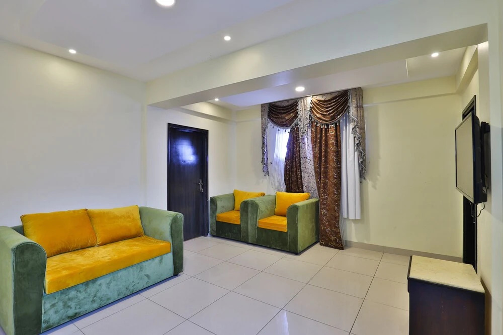 OYO 247 Al Mawasim Hotel