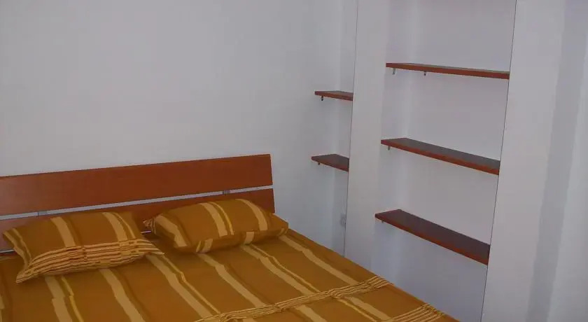 Apartments and Rooms Grubor