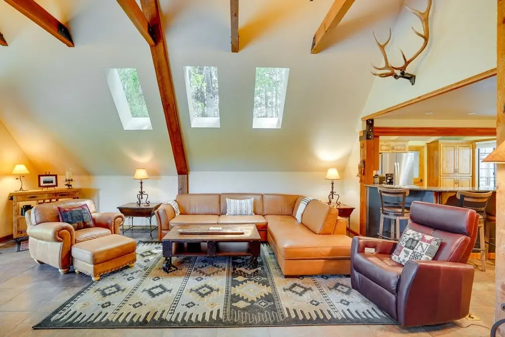 Waterfront Home w/ Hot Tub & Fire Pit in Sunriver!