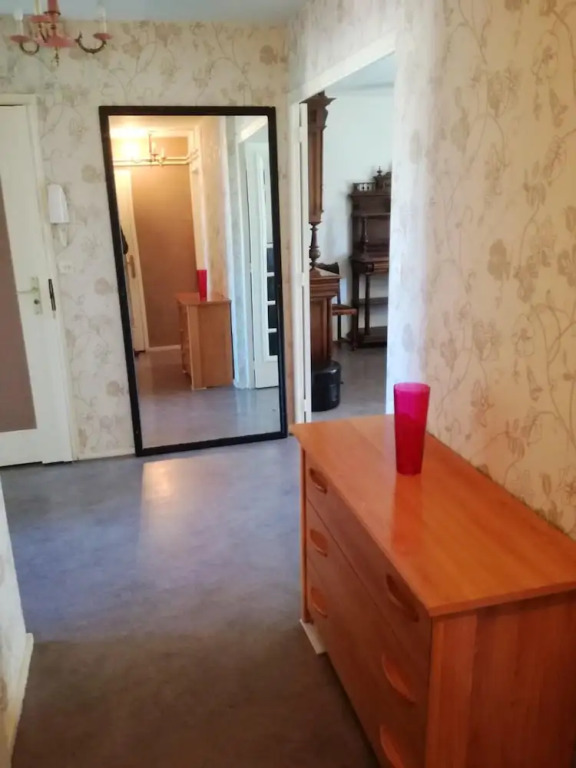 Apartment With 2 Bedrooms in Clermont-ferrand, With Wonderful Mountain View and Balcony