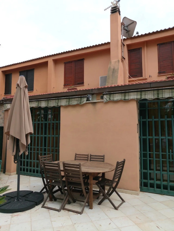 House With 3 Bedrooms in Quartu Sant'elena, With Furnished Terrace - 2