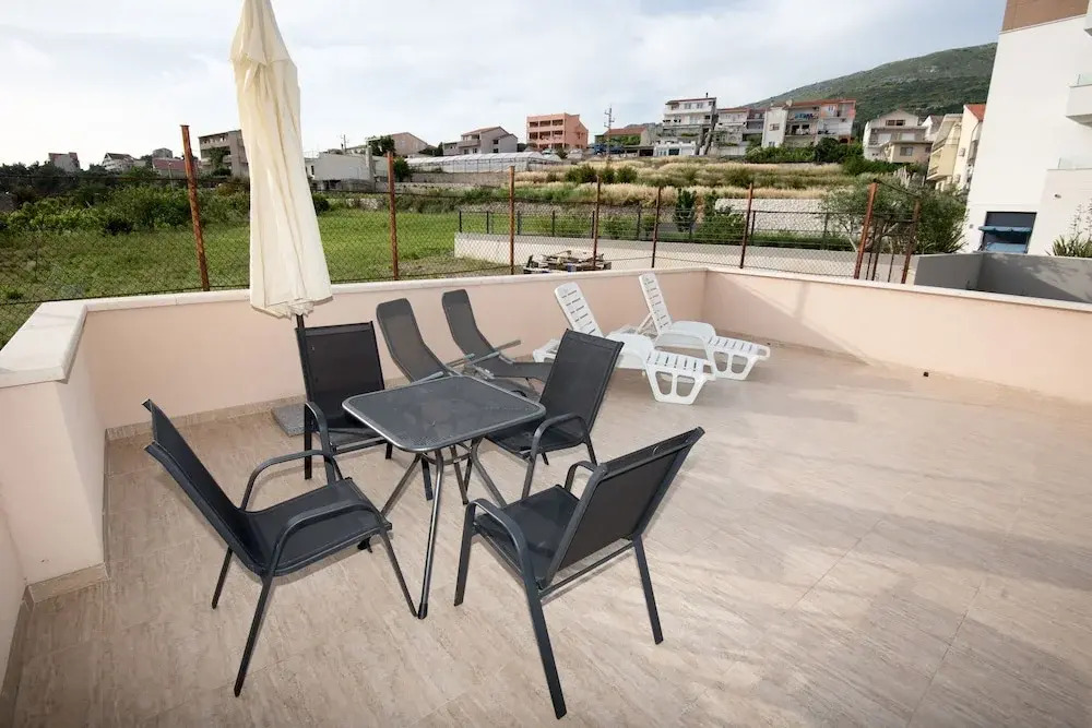 San Marian Apt 1b