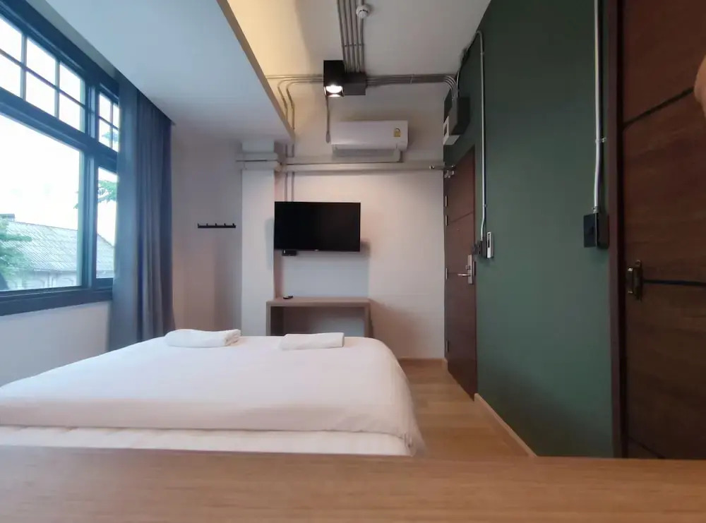 N5 Ratchawong Hostel