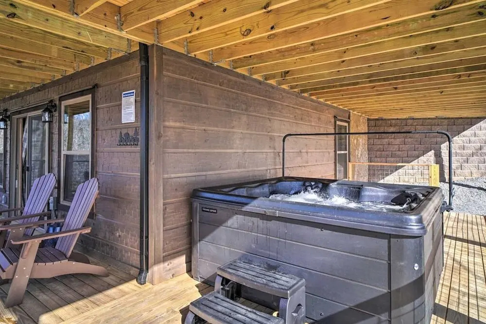 Sevierville Fun Games Hot Tub